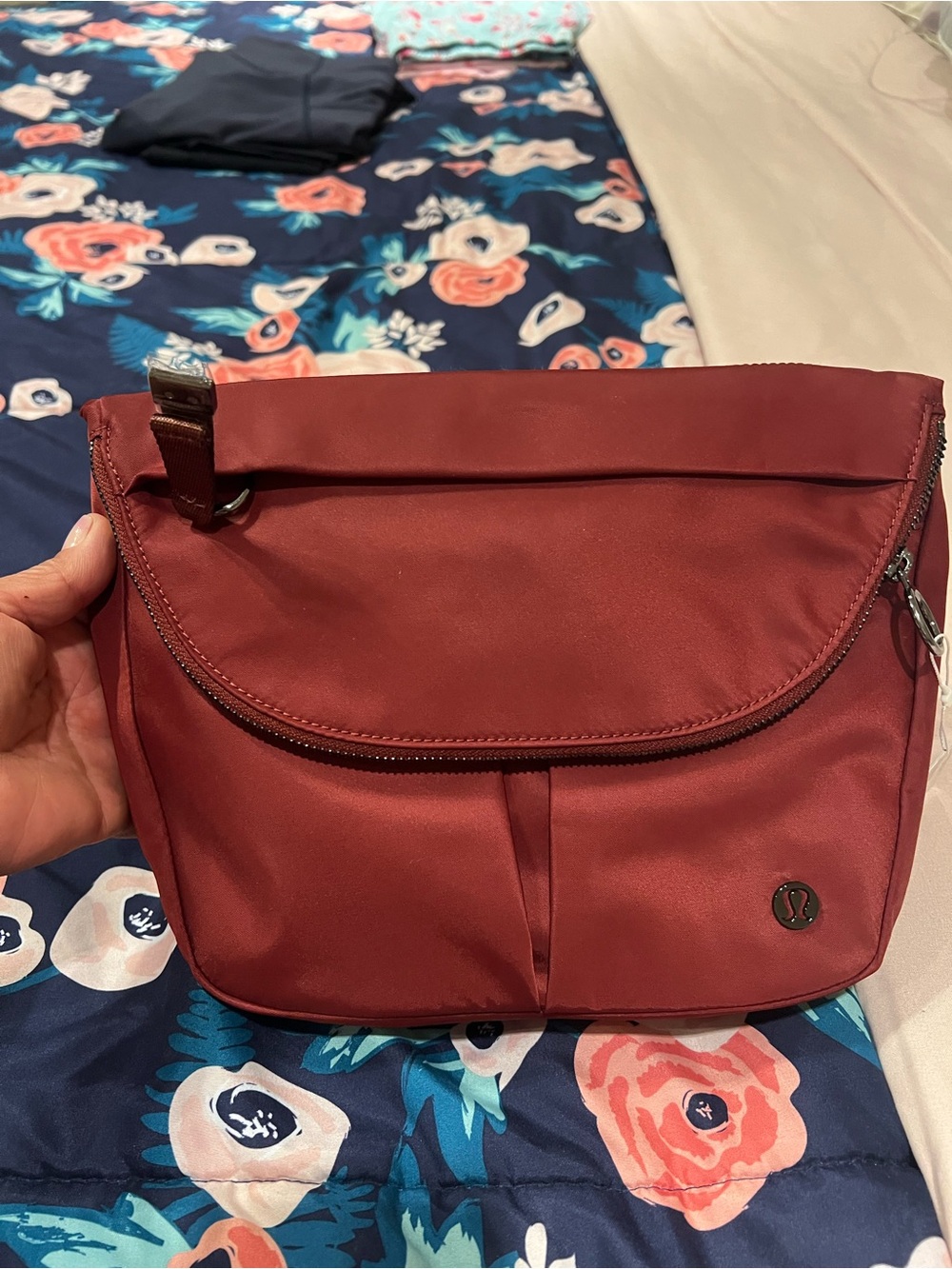 lululemon athletica Burgundy all night festival bag